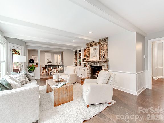 5th image of 5361 Five Knolls Dr