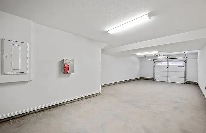 125 Waters Park Cir — Photo 18