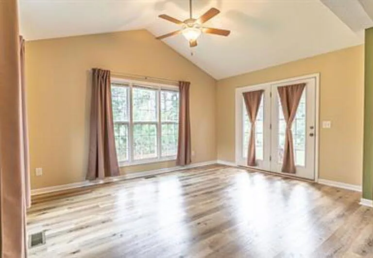 428 Green Links Dr — Photo 17