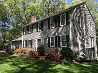 35 Miscoe Brook Dr, Wrentham, MA 02093