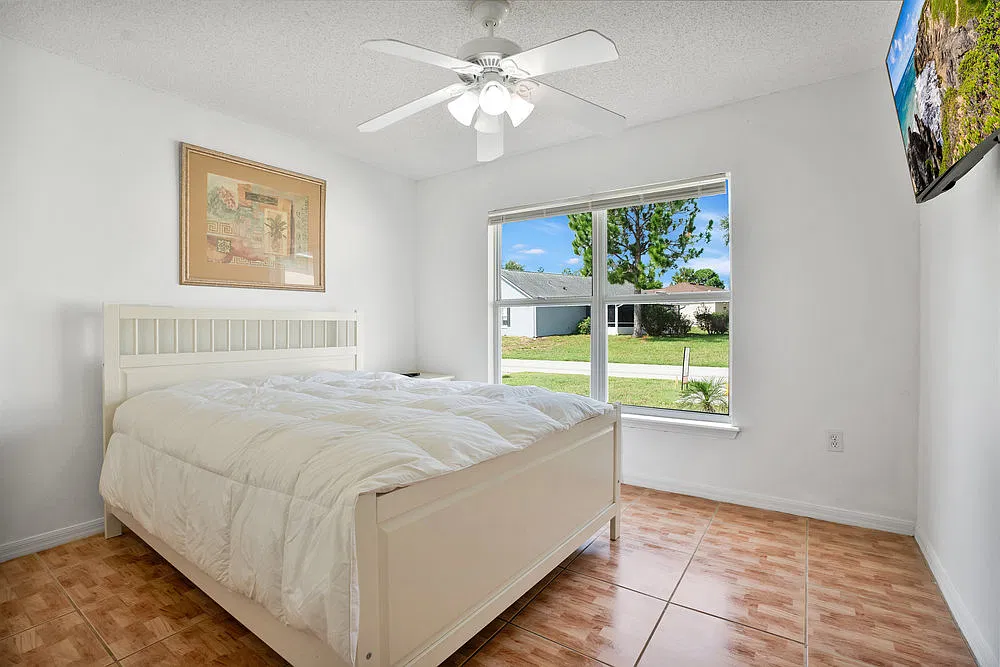 3 bed, 1404 sqft, $2,000 — Photo 4