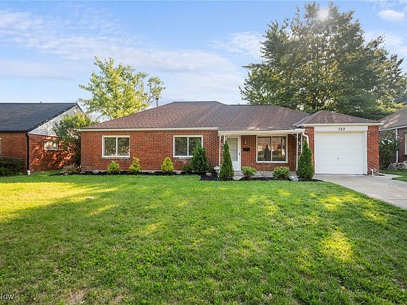 2nd image of 589 Hemlock Dr