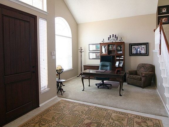 5th image of 9021 Nolan Ct