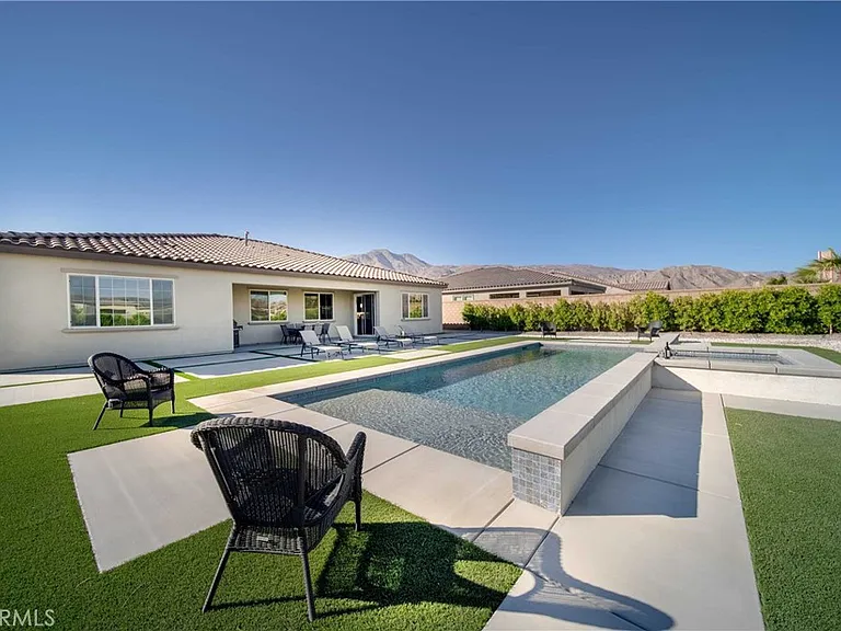 58085 Coral View Way — Photo 56