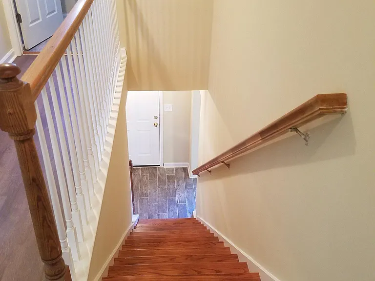707 Guide Post Ln — Photo 16