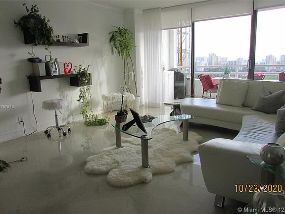 4th image of 20225 NE 34th Ct APT 2316