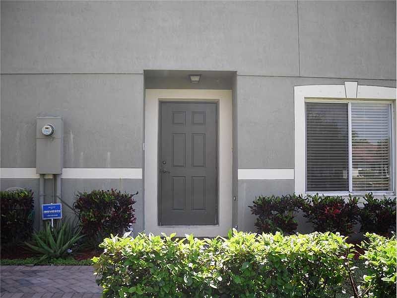 1st image of 5969 Glasgow Way