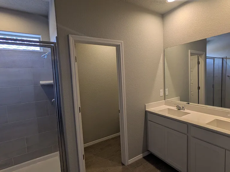 748 Amatista Loop SE — Photo 13