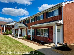 3031 Lynn Ct #8713745, Arlington Heights, IL 60005