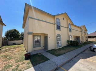 1000 Ranchway Dr #R105, Laredo, TX 78045