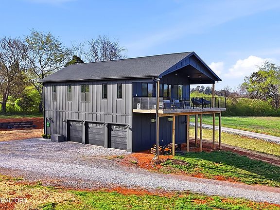 2nd image of 12808 Unitia Rd