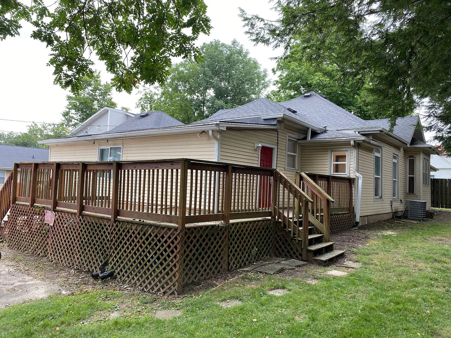 540 S Lincoln Street — Photo 2