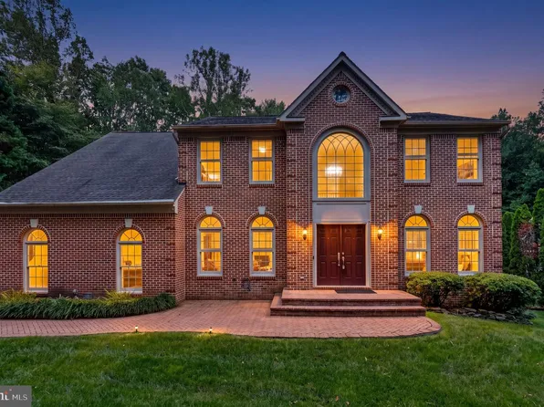 6367 Etheridge Ln, Manassas, VA 20112