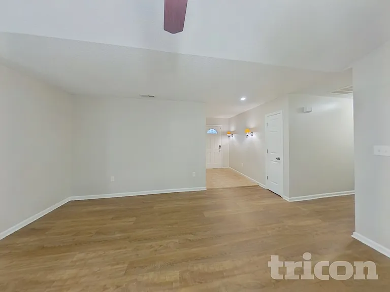 4688 Falcon Chase Dr SW — Photo 2