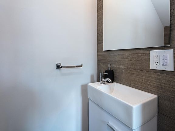 2nd image of 1838 3rd St #1838
