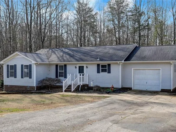 114 Douglas Ln, Reidsville, NC 27320