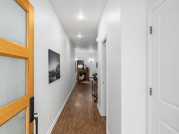 3rd image of 5962 NE 42nd Ave