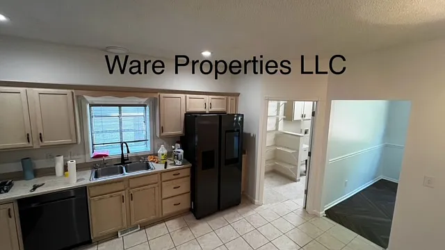 5120 Sherry Ln — Photo 3