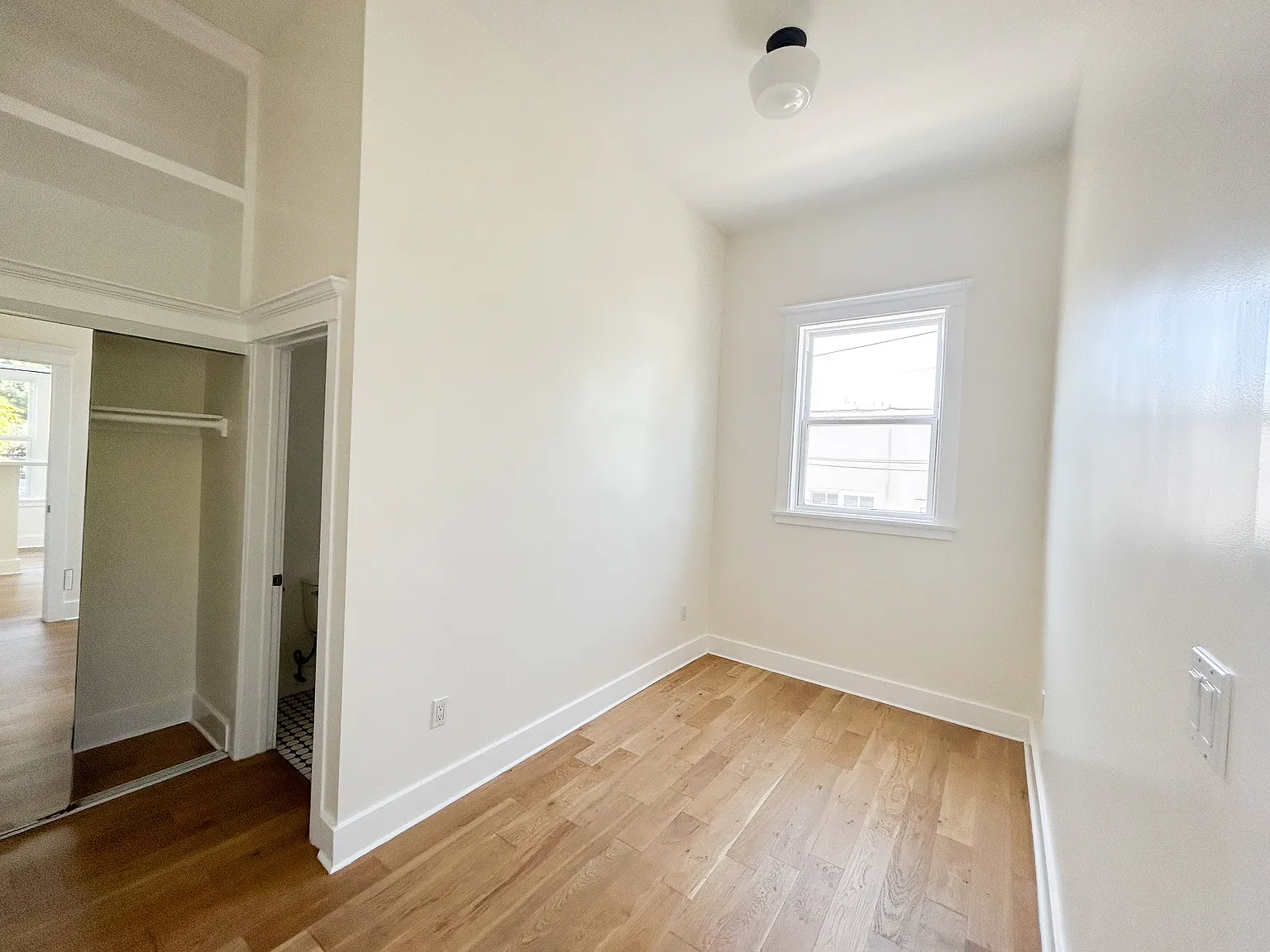 4440 Burns Ave — Photo 4