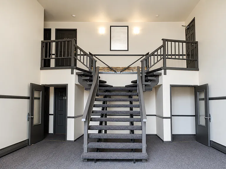 Port Vista Apartments — Photo 6