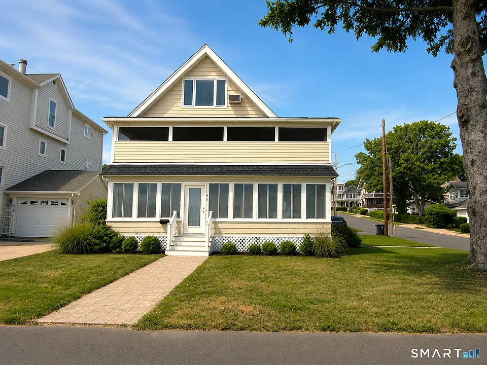 48 Beach Ave