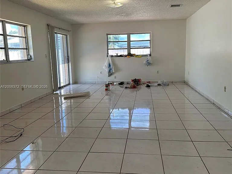 3100 SW 103rd Ct — Photo 5
