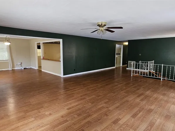 22097 State Highway 79, Scottsboro, AL 35768