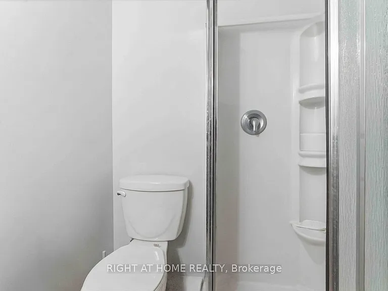 134 York St #1009 — Photo 13