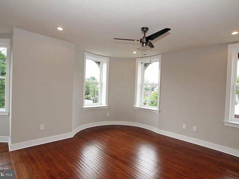 400 S 45th St #4D — Photo 6