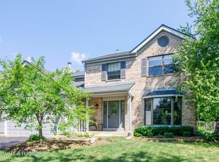 720 Grandview Dr, Crystal Lake, IL 60014