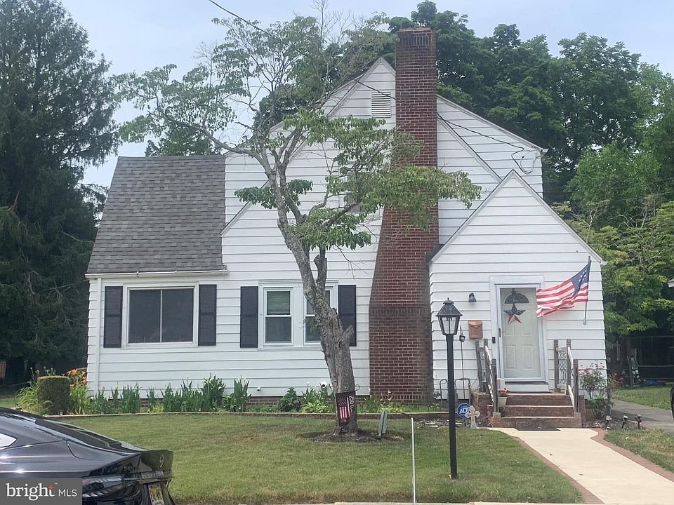 2nd image of 440 Atlantic St