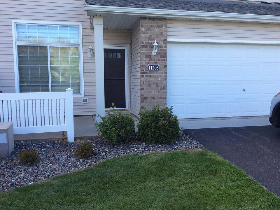 1st image of 11203 Isanti Ct NE