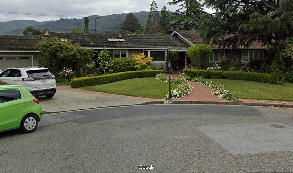 1st image of 13970 Trinity Ct