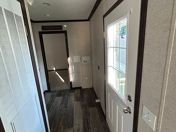5th image of 673 Armstrong St Lot 62