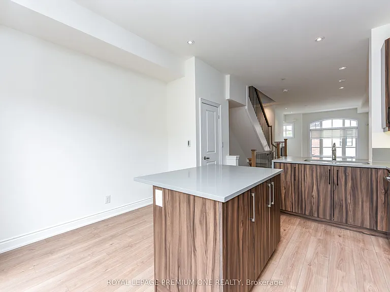 33 Salvador Allende Ct — Photo 15