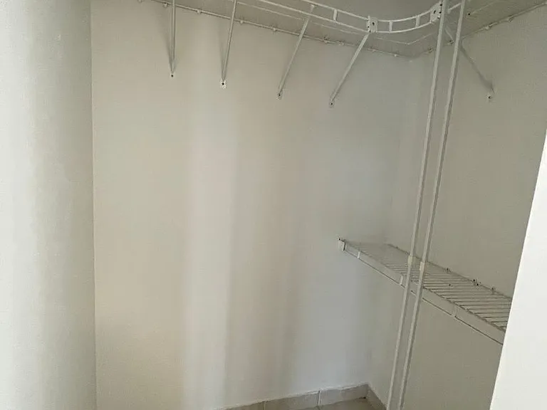 230 Calabria Ave — Photo 17