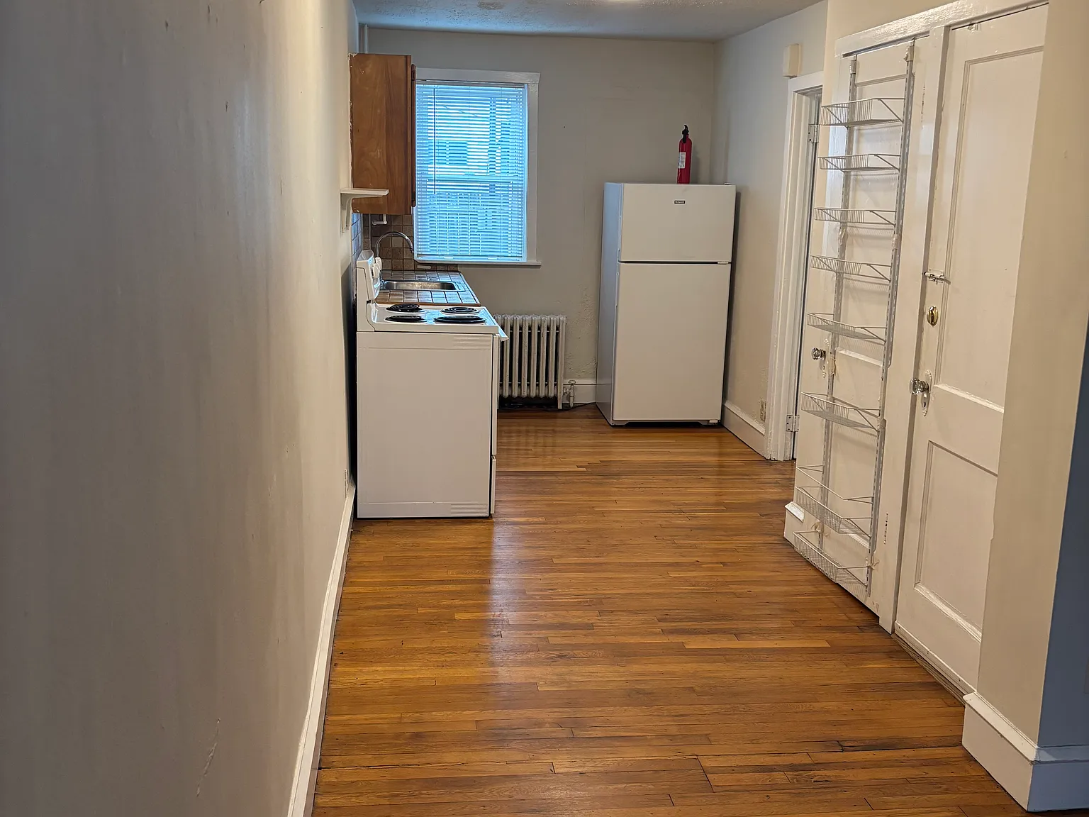 1 bed, 800 sqft, $1,290 — Photo 4