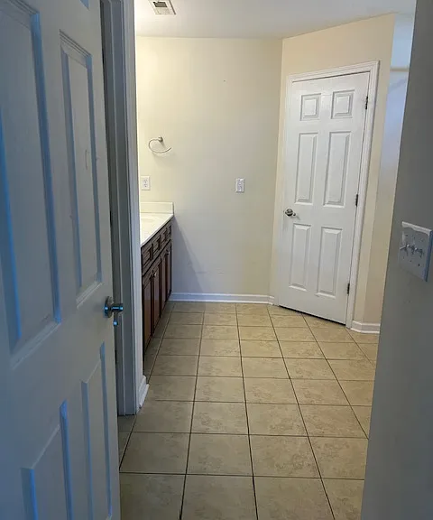 354 Southern Branch Dr — Photo 5