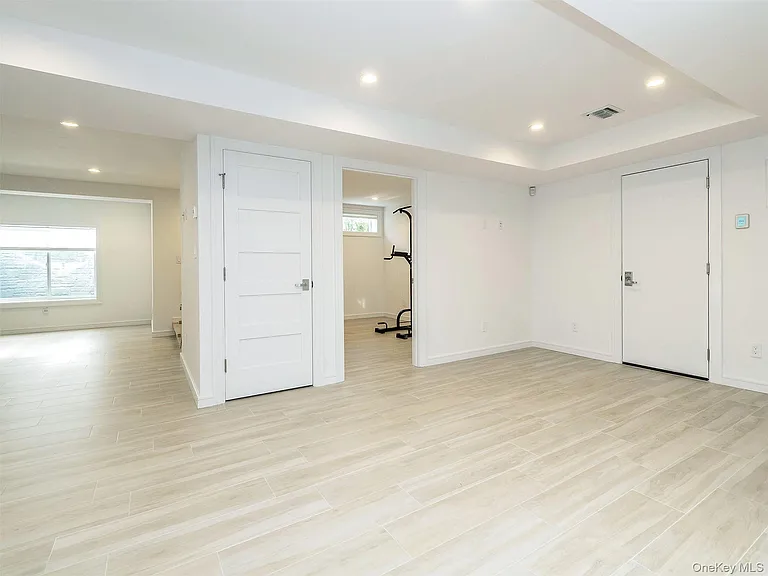 27 Pine St — Photo 36
