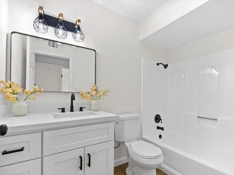 3008 Whitley Dr — Photo 16