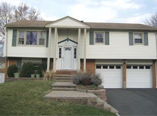 12 Circle Dr, Rockaway, NJ 07866