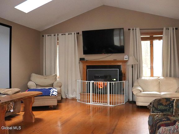 2nd image of 76 Lambert Drive