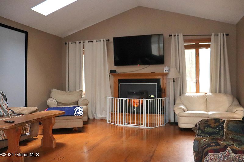 2nd image of 76 Lambert Drive