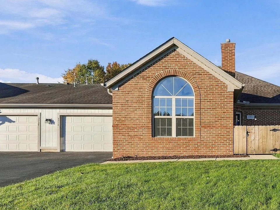 3710 Perennial Ln