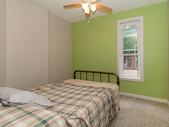 5th image of 708 E Market St