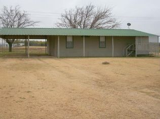 1446 Polk Rd, Bowie, TX 76230