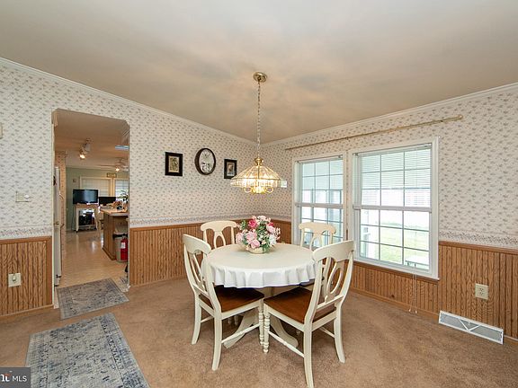 5th image of 1616 Pennsylvania Ave Unit 276