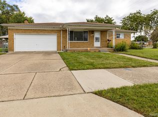 29012 Lorraine Ave, Warren, MI 48093