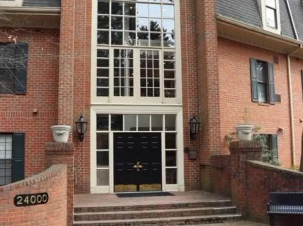 24317 Plantation Dr NE Unit 317, Atlanta, GA 30324