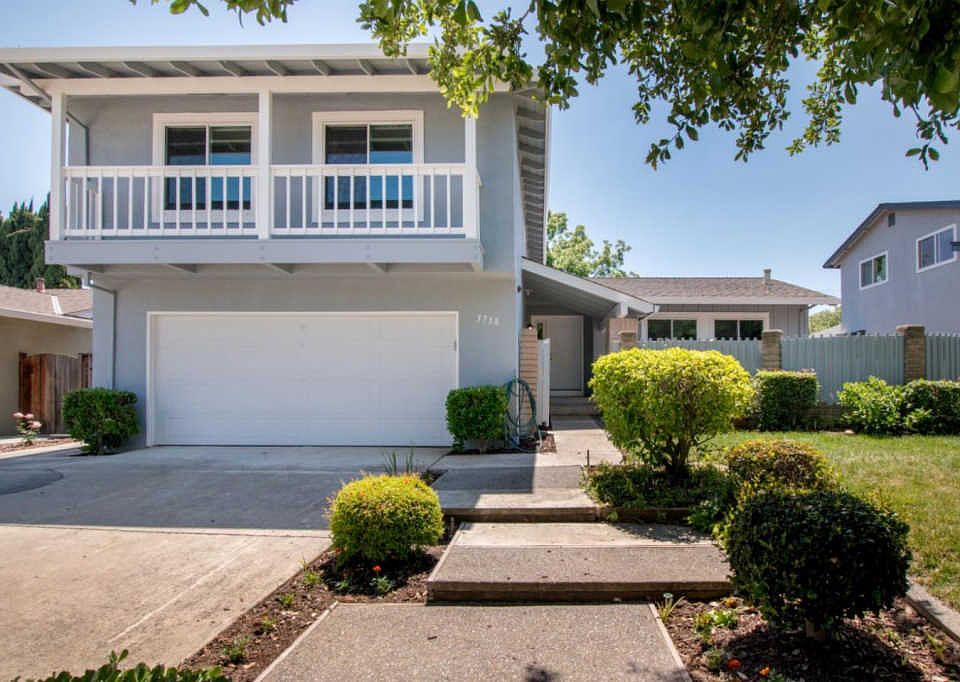 1st image of 3758 Caravella Dr